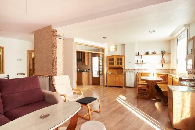 Trampantojo Apartamento En El Corazon De Pamplona Exteriér fotografie