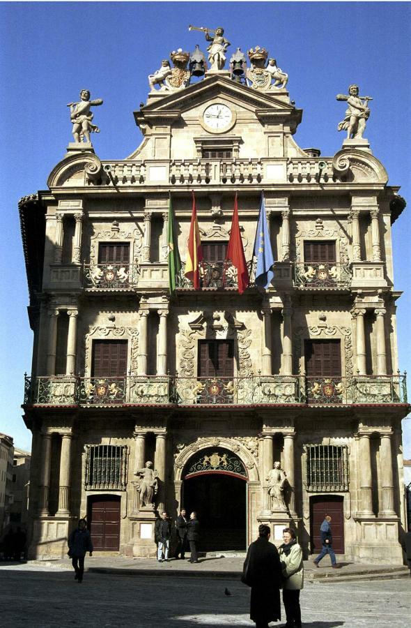 Trampantojo Apartamento En El Corazon De Pamplona Exteriér fotografie