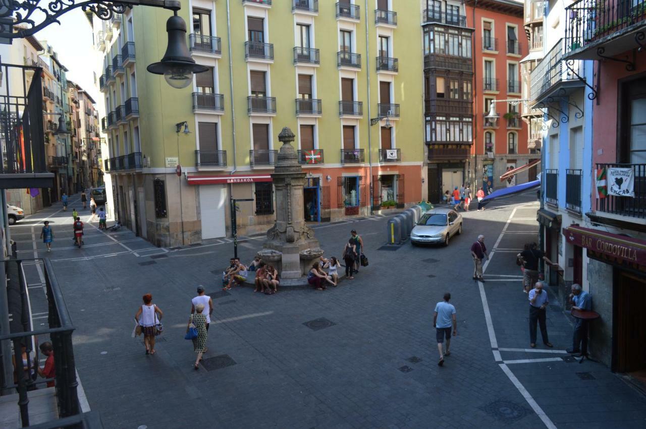 Trampantojo Apartamento En El Corazon De Pamplona Exteriér fotografie